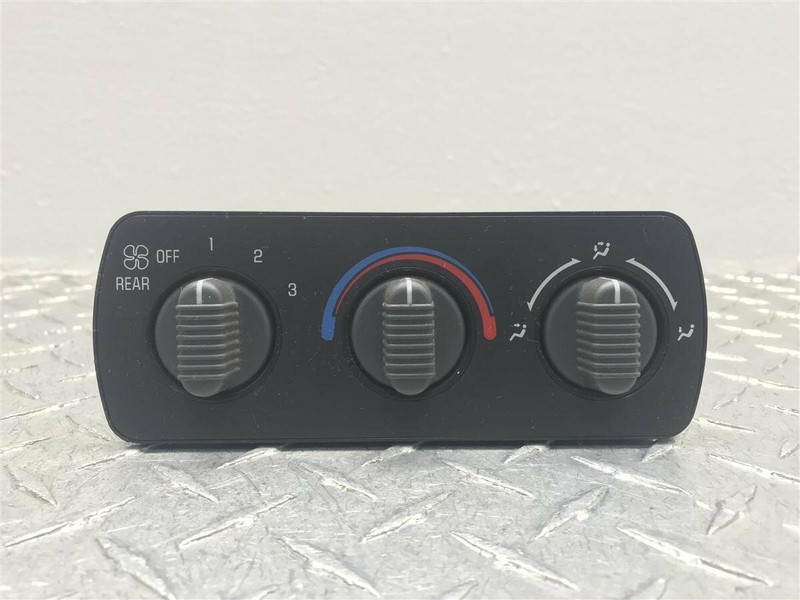 00-02 CHEVY SUBURBAN FRONT OVERHEAD MANUAL TEMPERATURE CONTROL OEM 15748171