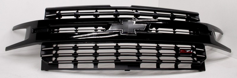 OEM Chevrolet Silverado 1500 LT Trail Boss Grille 84493318 Cracked Scratches