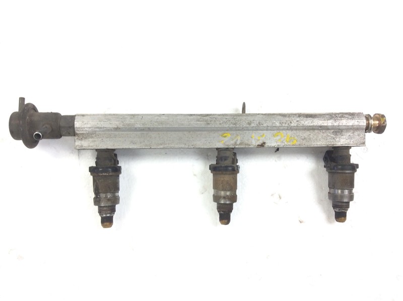 95 96 97 Accord V6 Front Gasoline Fuel Rail Pipe With Injectors Used OEM
