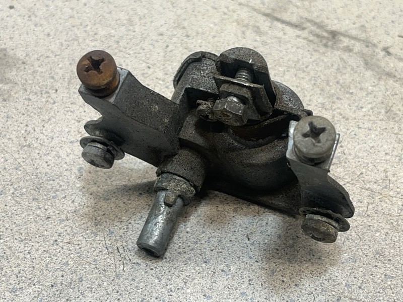 1963 Mercedes Benz W110 Front Driver Left Door Window Swivel Winder Mechanism W