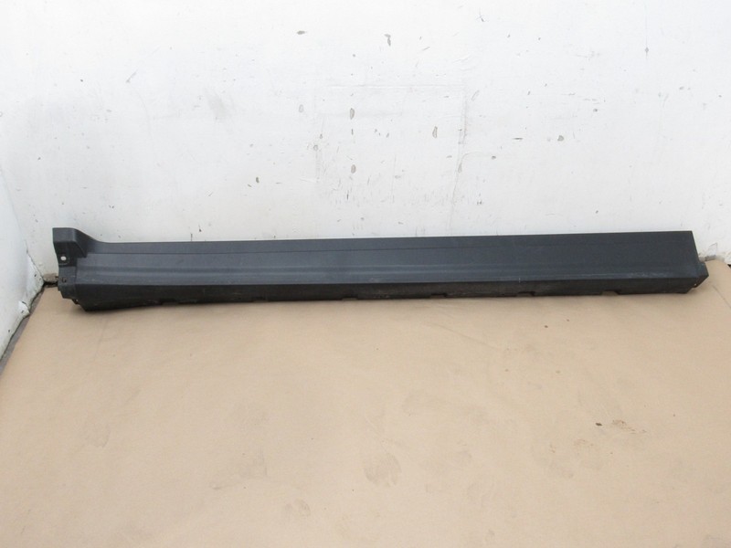 Maserati Levante 2017 Right Rocker Skirt Molding Trim Panel Cover 16-24 *
