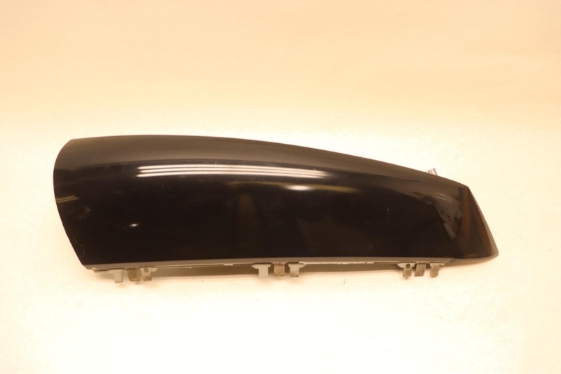 2007-2011 SUBURBAN 1500 REAR RIGHT SIDE UPPER QUARTER BODY D PILLAR MOLDING OEM