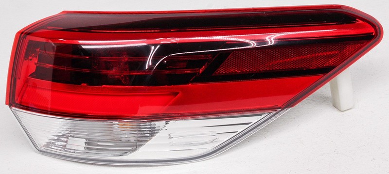 OEM Toyota Highlander Right Passenger Side LED Tail Lamp 81550-0E161 Lens Crack