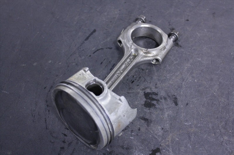 01 SUZUKI SV 650 PISTON W/ CONNECTING ROD PUSH ENGINE MOTOR #2 SV650