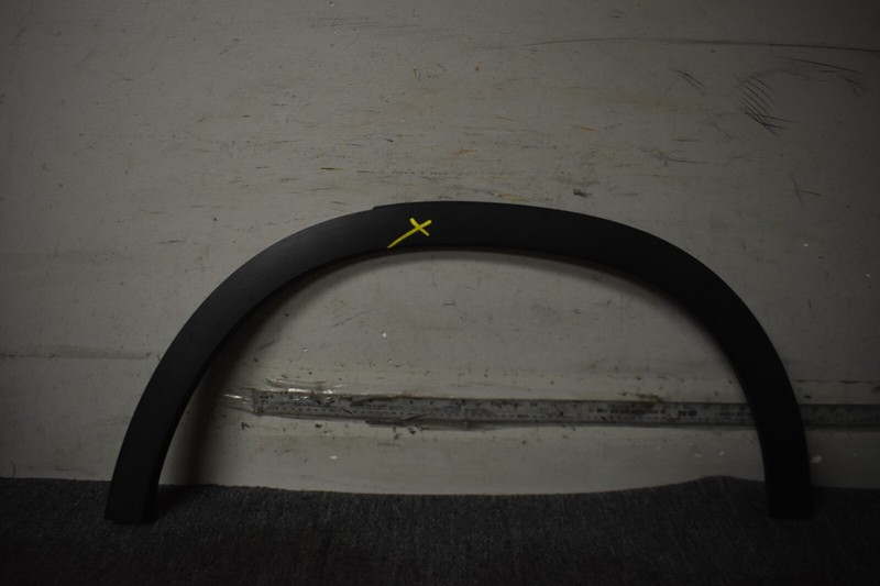 2015-2020 MERCEDES BENZ GLA250 WHEEL OPENING MOLDING FACTORY OEM