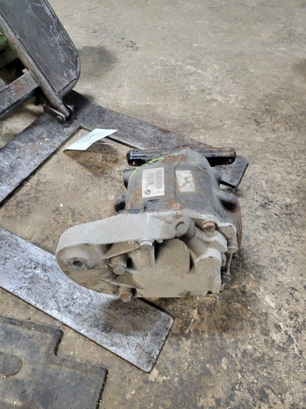Differential Carrier Rear Gasoline 3.38 Ratio Fits 11-17 BMW X3 1580659
