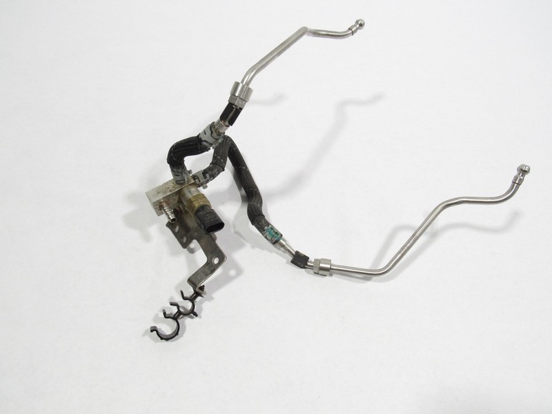 12-18 Bentley Continental GT W12 2015 6.0L Fuel Pressure Pipe Line Hose !:A