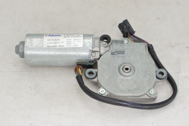 ✅ 10-13 Mercedes W221 S400 S550 E63 E550 Panorama Sunroof Motor 2118202742 OEM