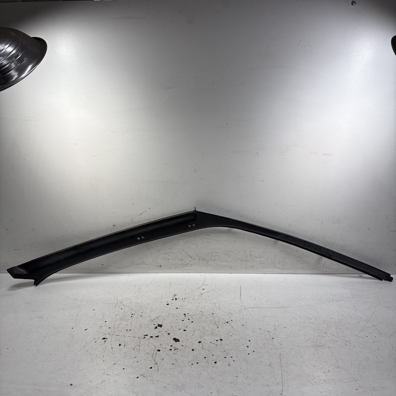 88-91 Honda CRX Right Front Windshield A Pillar Trim Black 84101-SH2-A10ZB OEM