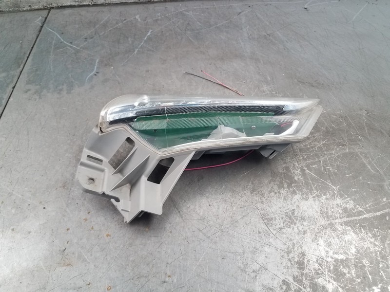 2015 Nissan 370Z Nismo Right Daytime Running Light DRL #0785 K3
