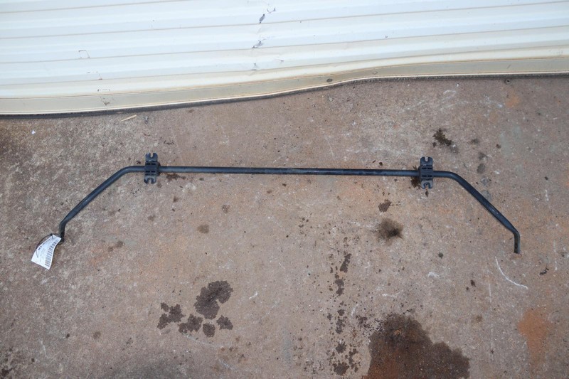 2018-2022 GMC TERRAIN FWD REAR STABILIZER ANTI ROLL SWAY BAR SUPPORT OEM