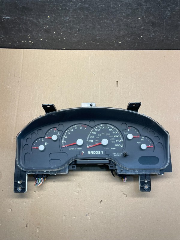 2001 to 2003 Ford Explorer Sport Trac Cluster Gauge Speedometer U1374 PS