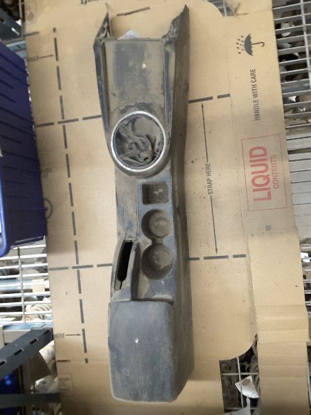 2003 TIBURON Console, Front 99886