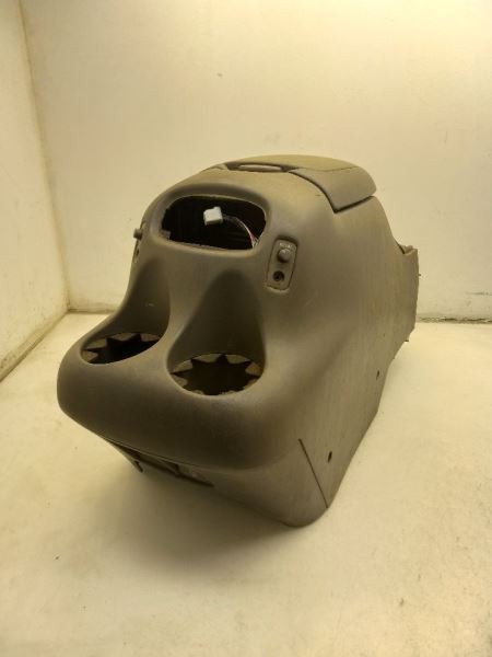 05-07 TOYOTA SEQUOIA LIMITED FLOOR MOUNTED CENTER CONSOLE