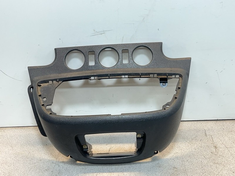 04-06 Mercedes Dodge Sprinter T1N Center Console Dash Cover Trim Panel