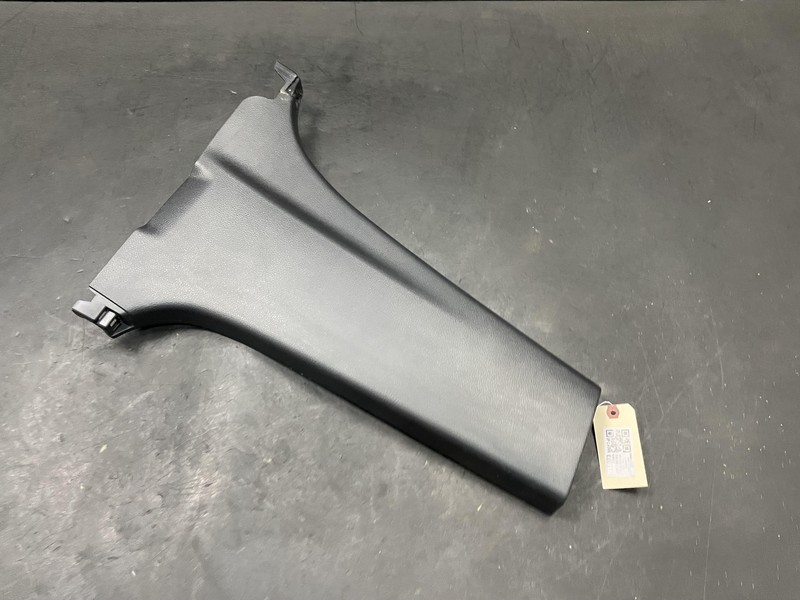 Center Right B Pillar Lower Trim Panel 2019 Nissan Sentra 76915-3SG0B 2013 -2019