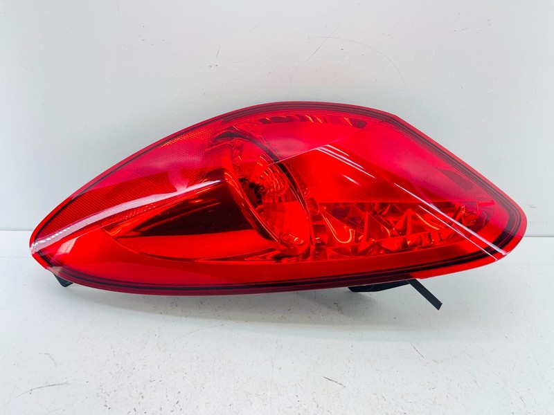 06-09 PONTIAC SOLSTICE CONVERTIBLE REAR RIGHT TAILLIGHT LAMP OEM