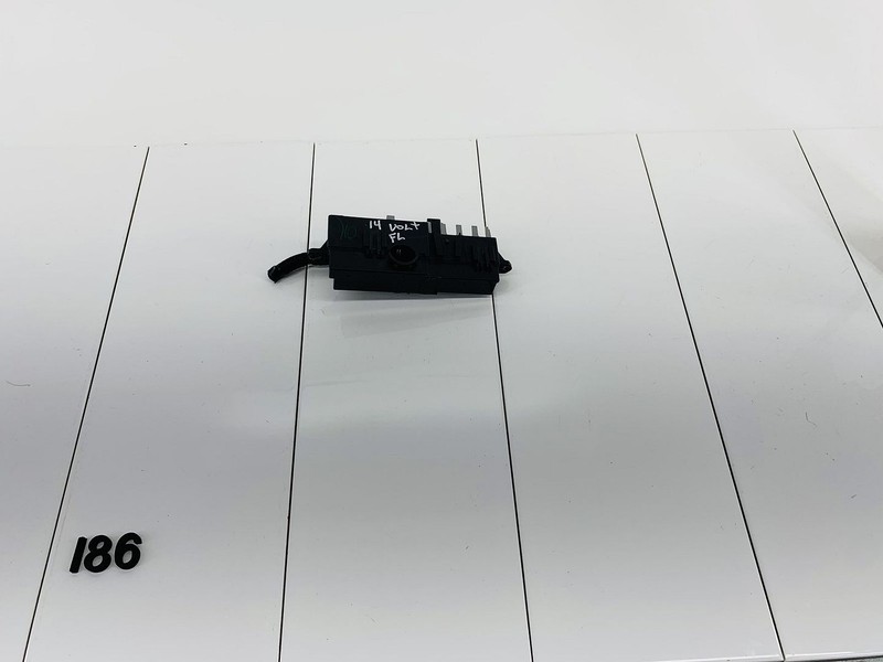 11-15 CHEVROLET VOLT 1.4L L4 ELECTRIC GAS PASSENGER COMPARTMENT FUSE BOX OEM