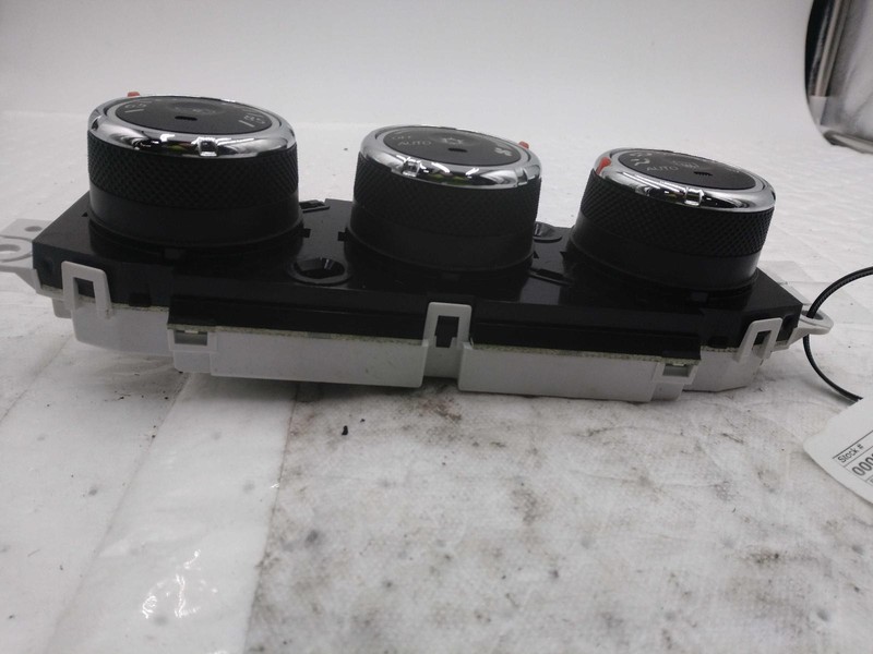 2018 Mitsubishi Outlander Sport A/C Selector Switch OEM 7820B081, Used