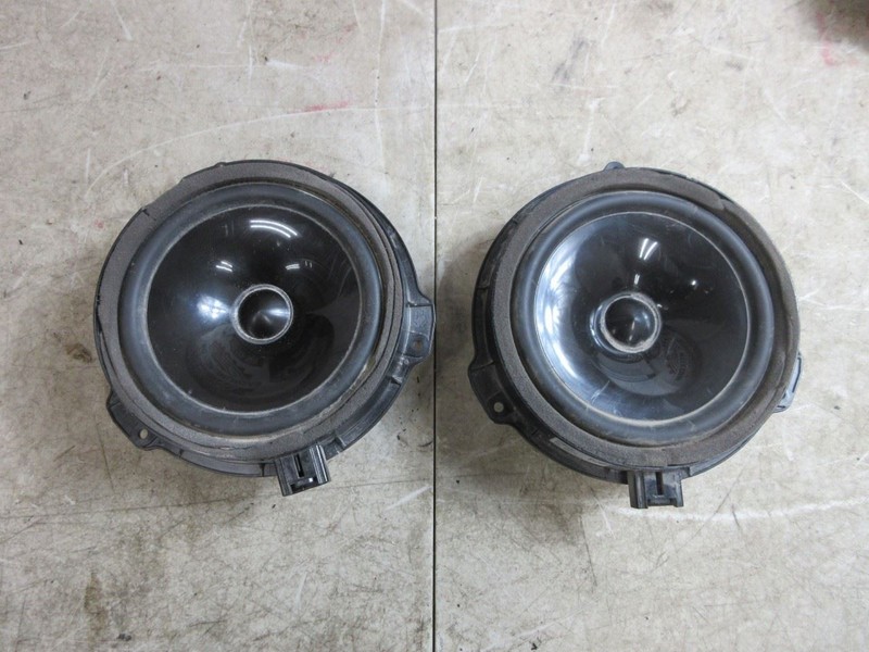 2021-2025 Ford Bronco OEM Front Left & Right Door Speaker Pair M2DT-18808-BC