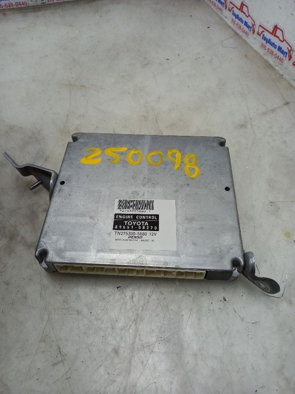 09 10 TOYOTA SIENNA LE ECU ELECTRONIC CONTROL MODULE 89661-08270