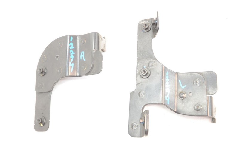 09-13 CORVETTE C6 Pair of Front Left and Right Hood Striker Brackets