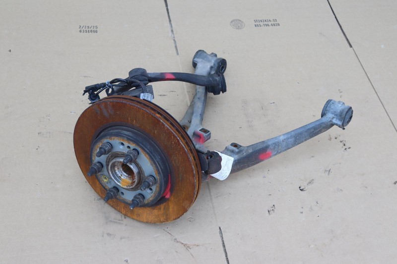 2007-2014 CADILLAC ESCALADE RWD FRONT RIGHT SPINDLE KNUCKLE HUB CONTROL ARMS OEM