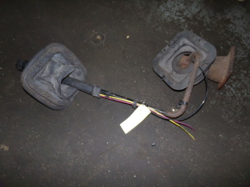Volvo 3981132 Gear Shift Assembly *FREE SHIPPING*