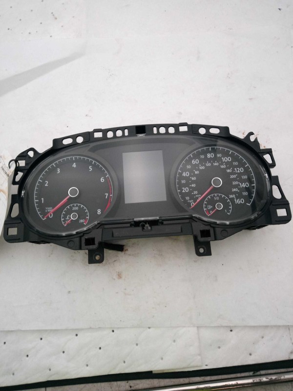 2017 Volkswagen Golf Speedometer Gauge Blue OEM 111k Miles 5G1920840B