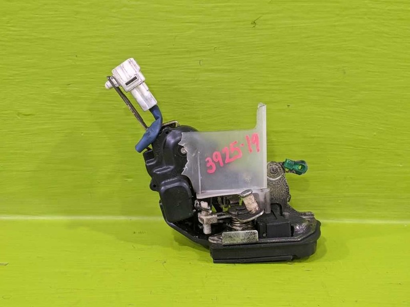 92-96 CAMRY DRIVER LEFT REAR ELECTRIC DOOR LOCK LATCH OEM 3925-19