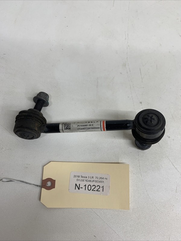 Tesla Model 3 Rear Left Stabilizer Link 1044491-00-F 10221 B141