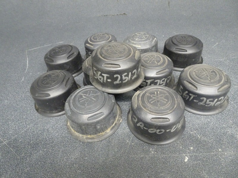 OEM 2007 ATV RHINO OR GRIZZLY HUB CAP DUST COVERS, 11 PK, BLACK, 5GT-2512A-00-00