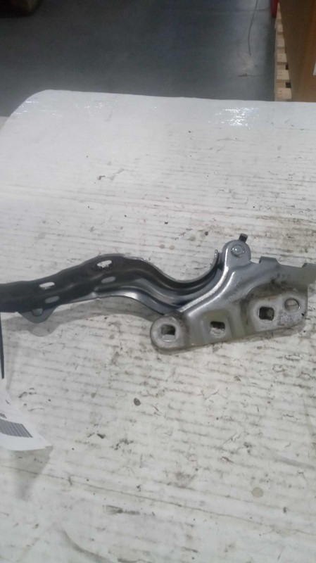 2021 GMC Sierra 1500 Right Hood Hinge Silver 3935387 72K Miles