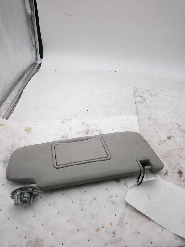 2014 Chevrolet Cruze White Sun Visor OEM Used 589688 107K Miles