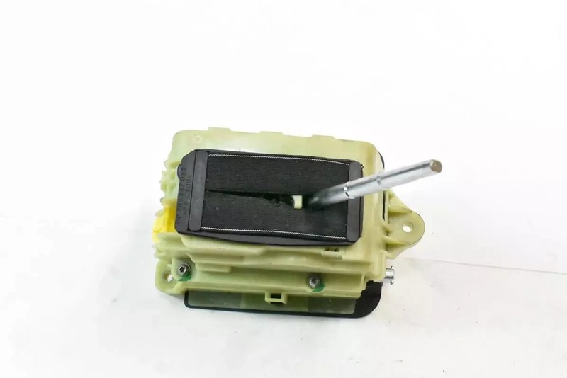 08-15 Mercedes W204 C250 C300 C350 Floor Gear Selector Shifter 2042673724 OEM