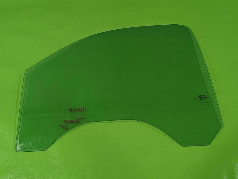 07-14 SUBURBAN DRIVER LEFT FRONT WINDOW DOOR GLASS OEM 4513-41