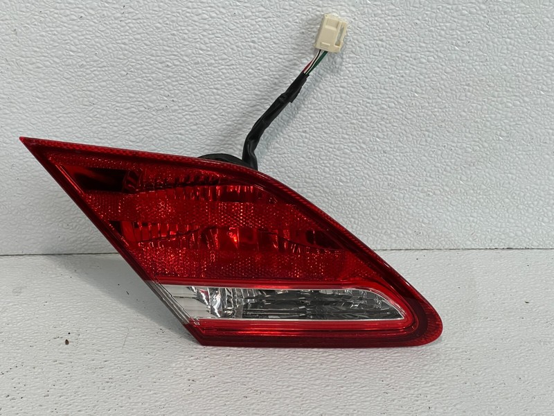 05-10 Toyota Avalon Sedan Rear Left Driver Side Inner Tail Light OEM