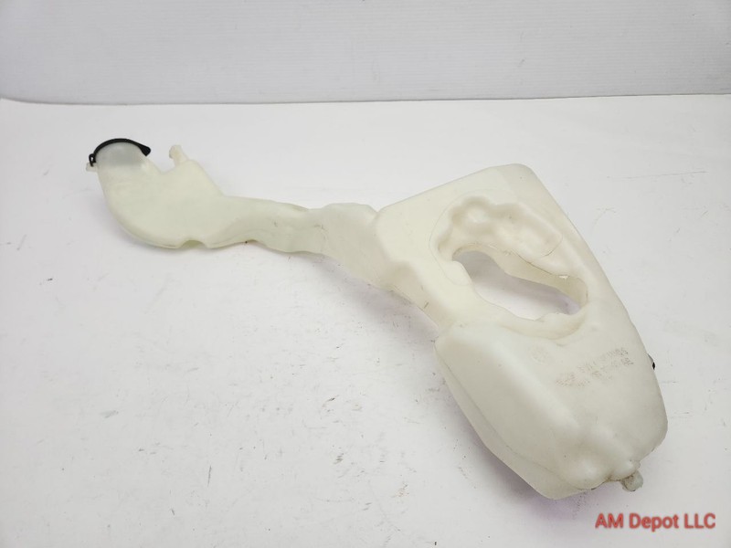 2013 Mini Cooper S R56 R57 R55 R58 Windshield Washer Reservoir 61677157124