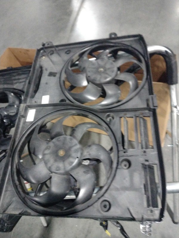 2017 Ford Fusion Engine Cooling Fan Motor OEM FG938C607AA 117K Miles
