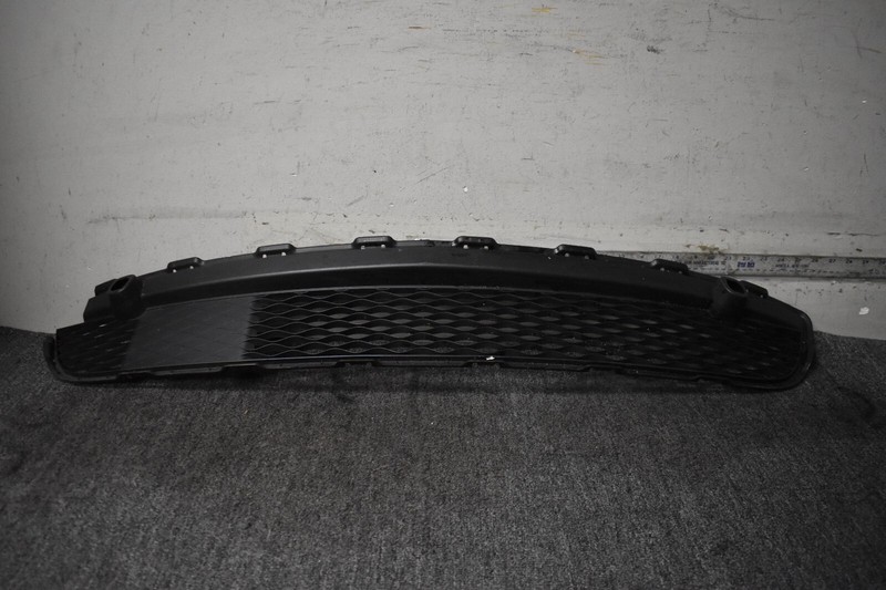 2016-2020 INFINITI QX60 PREMIUM FRONT LOWER GRILLE FACTORY OEM