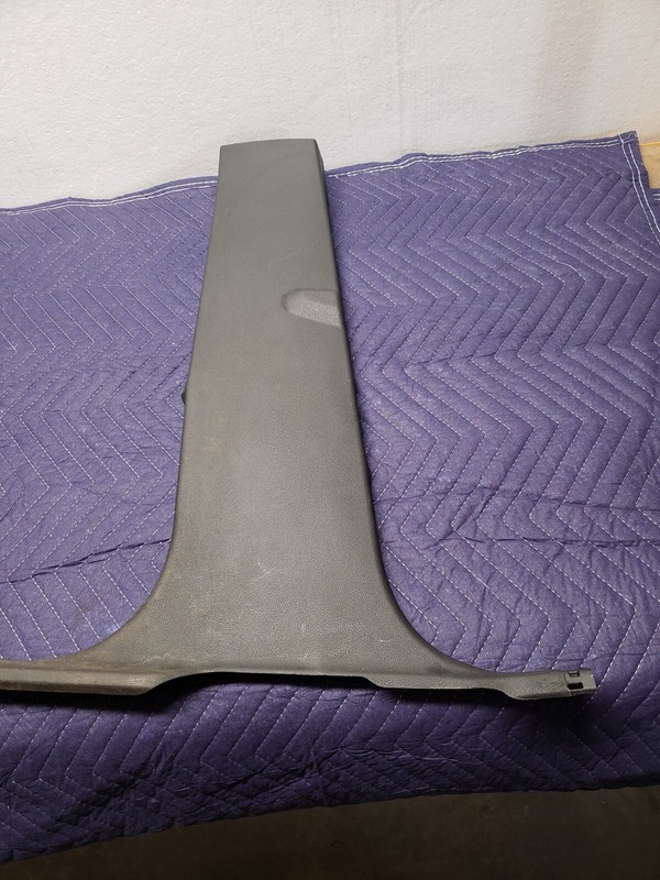 2013-2018 FORD ESCAPE SE LEFT DRIVER SIDE B PILLAR LOWER PANEL TRIM BLACK OEM