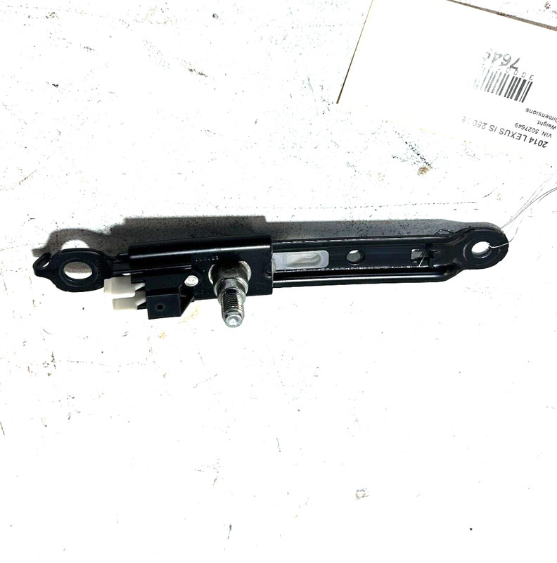 2014-2015 LEXUS IS250 IS350 FRONT RIGHT PASSENGER SEAT BELT HEIGHT ADJUSTER OEM