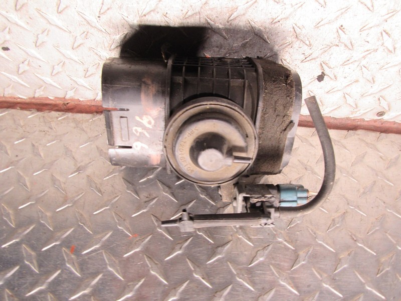 2005 TOYOTA CAMRY AIR CLEANER FILTER HOUSING