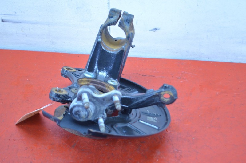 15-18 AUDI Q3 FWD FRONT RIGHT PASSENGER SPINDLE KNUCKLE HUB BEARING OEM