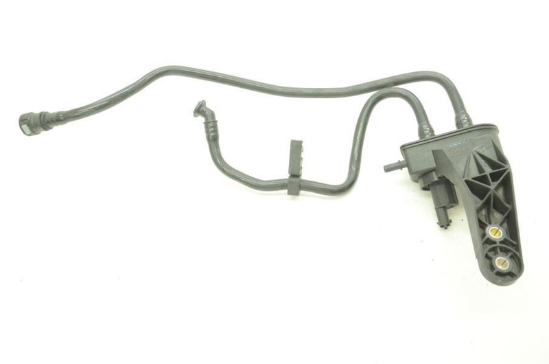 1997-2004 Porsche Boxster 996 2.7L Fuel Vapor Valve Housing 99620123101
