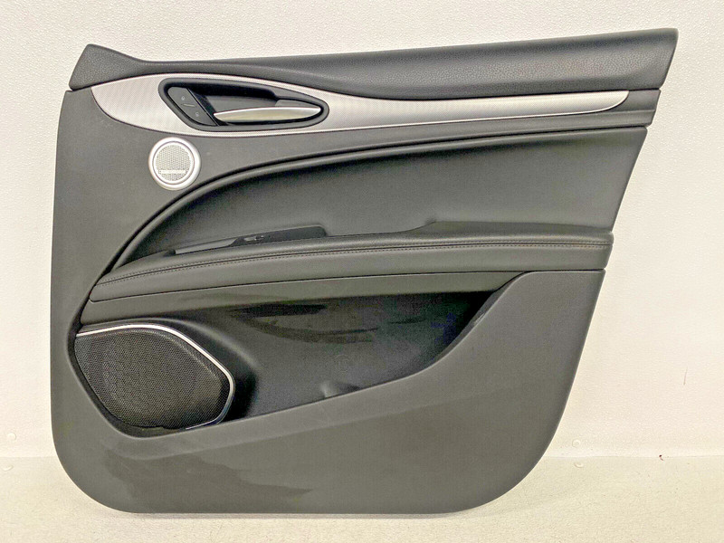 ⭐2018-2019 ALFA ROMEO STELVIO FRONT RIGHT INTERIOR DOOR TRIM PANEL OEM LOT2395