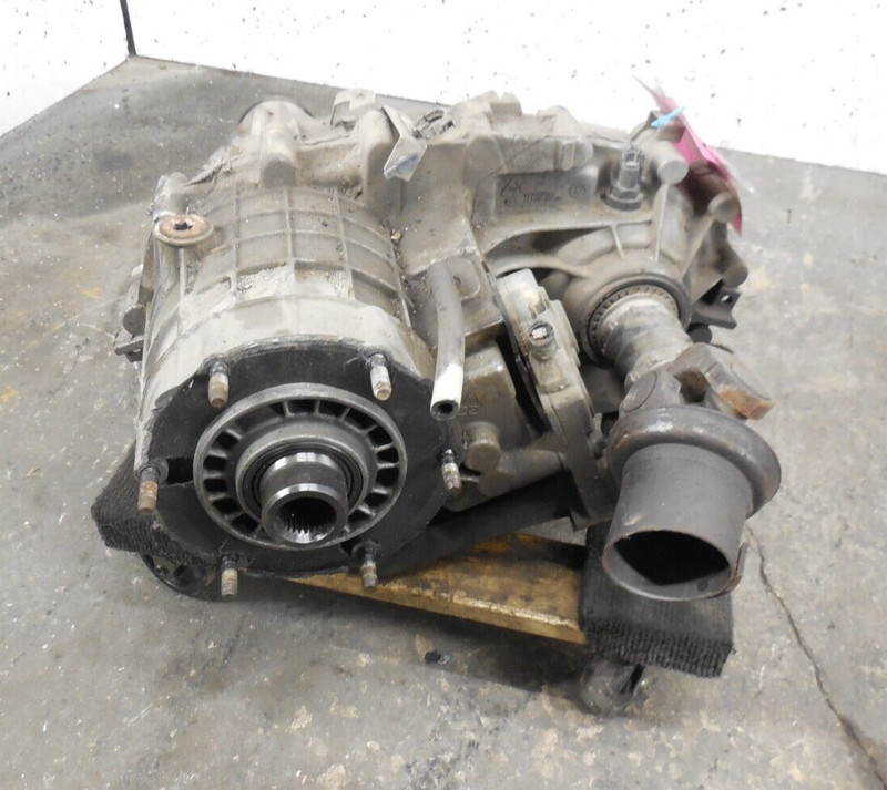 2007-2014 GMC Yukon XL 1500 Denali Transfer Case OEM Opt NR3