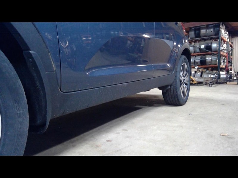 SPORTAGE 2010-2016 Left Rocker Panel Moulding 1607827