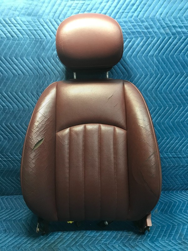 06-11 Mercedes W219 CLS500 Front Left Driver Top Upper Seat Cushion Headrest