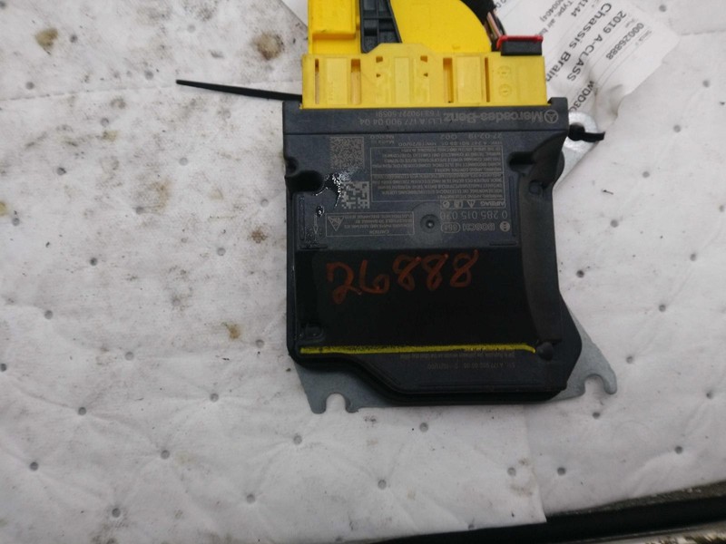 Used Air Bag Module fits: 2019 Mercedes-benz A-class 177 Type air bag Engine com